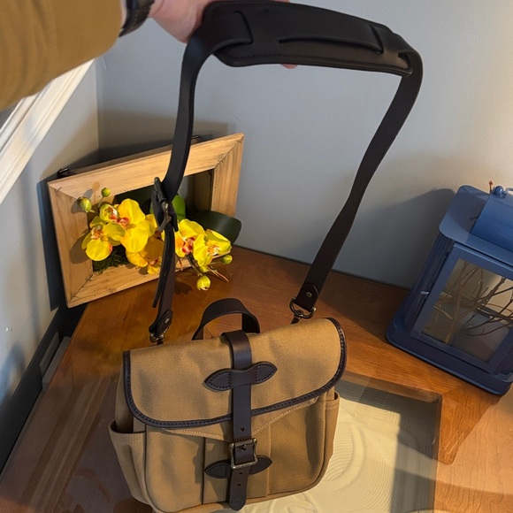 Filson Tan Canvas Field Bag with Leather Accents - Picture 15 of 16